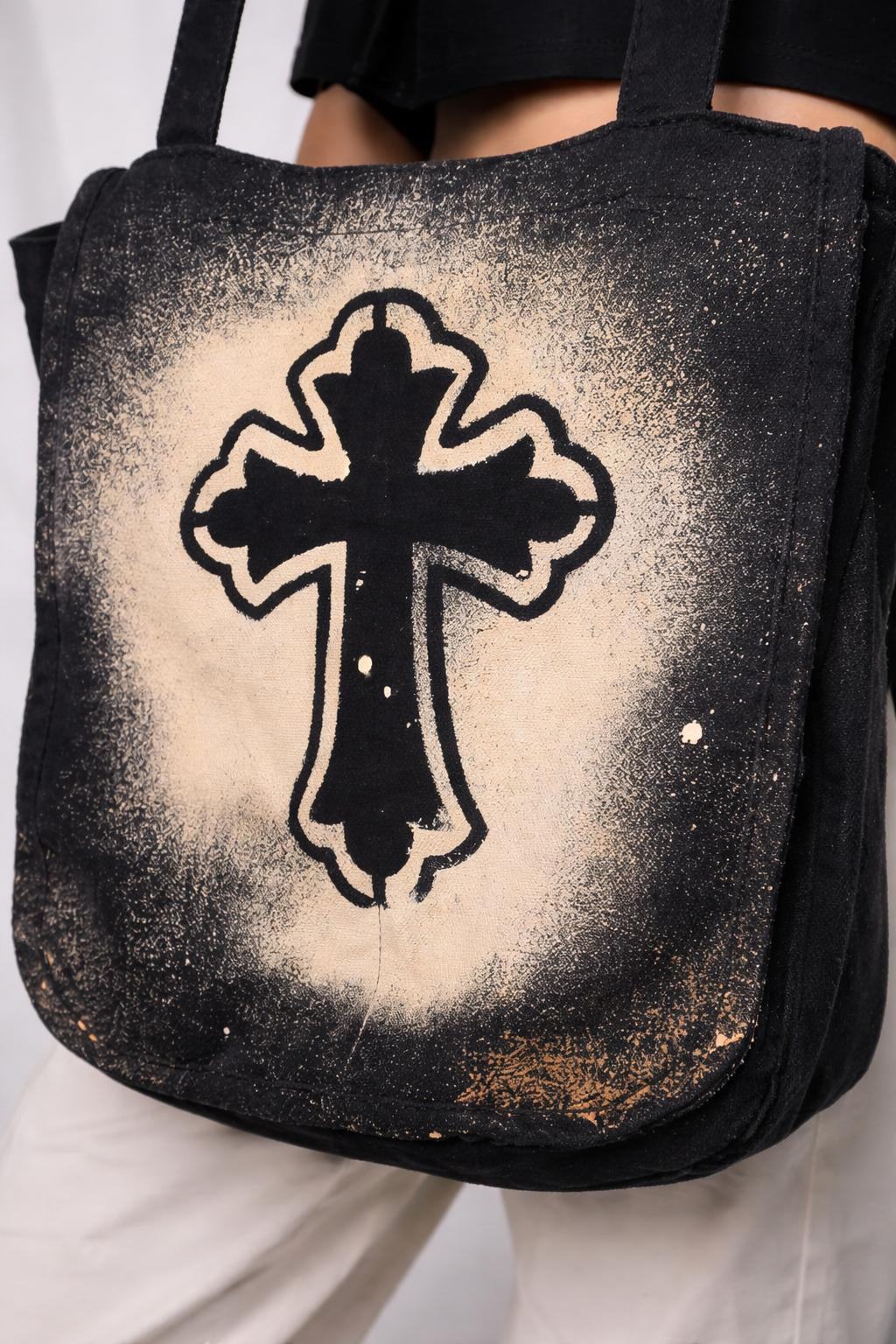 Detail shot of Large Cross Tote Bag